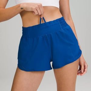 NWT Lululemon Hotty Hot High Rise 2.5” Size 4